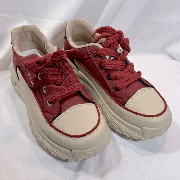 unbranded Shoes - NWOT Burgundy & Tan Platform Sneaker